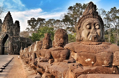 Angkor Wat, Phnom Penh